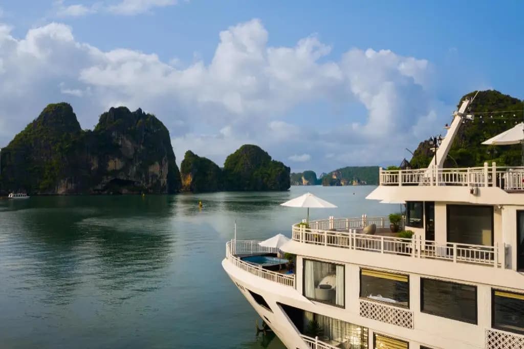 Hermes Cruises Main Photo