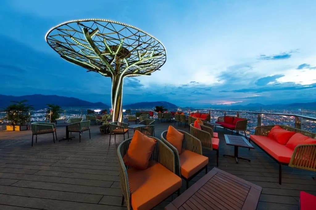 Regalia Gold Hotel Main Photo
